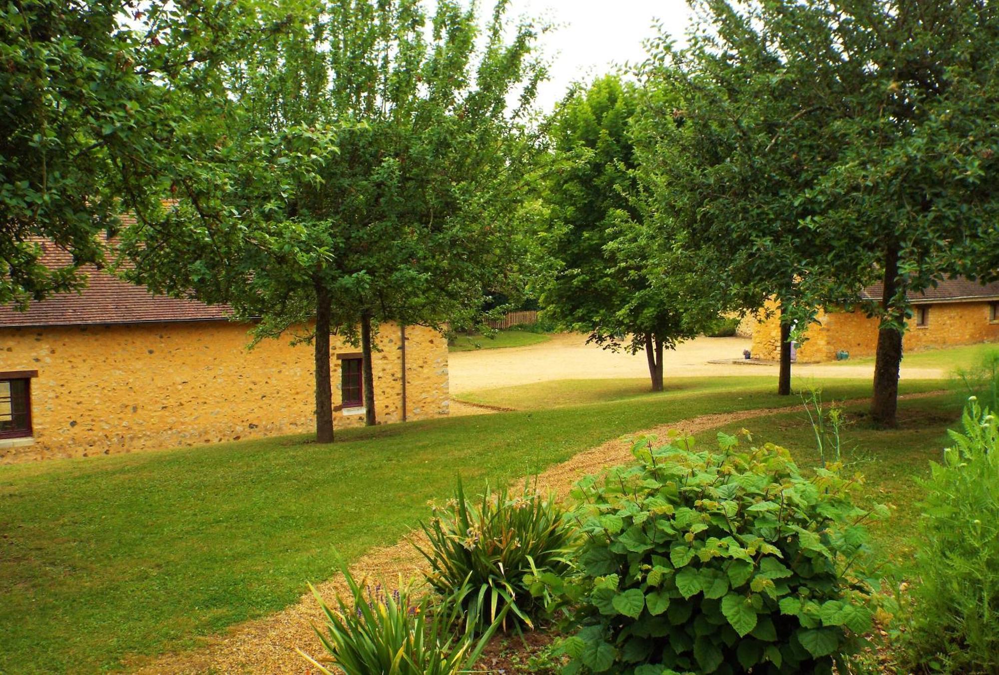 Paulanosa Gite Asnieres-sur-Vegre Exteriör bild